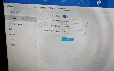 Ustawienia HVR: Podgląd na żywo wyłączony, kanał zero, 12fps, bitrate ogólne, maks. szybkość 1024. Hikvision brak podglądu na żywo.