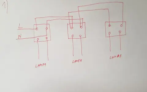 Schemat połączenia szeregowego żarówek. Linie L i N podłączone do pierwszej lampy, a następnie kolejne lampy połączone szeregowo.