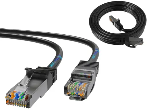 Dwa czarne kable sieciowe Ethernet z wtyczkami RJ45, jeden zwinięty w kółko, drugi rozwinięty. Jaki kabel internetowy wybrać?